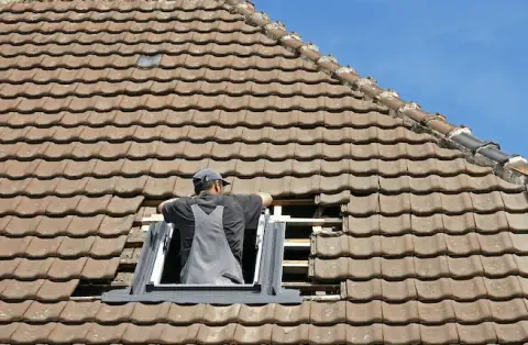 Pose de velux - Cenne-Monestiés